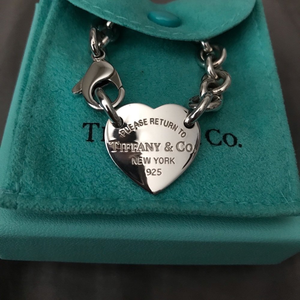 SOLD 🚫 Tiffany & Co silver necklace SOLD 🚫